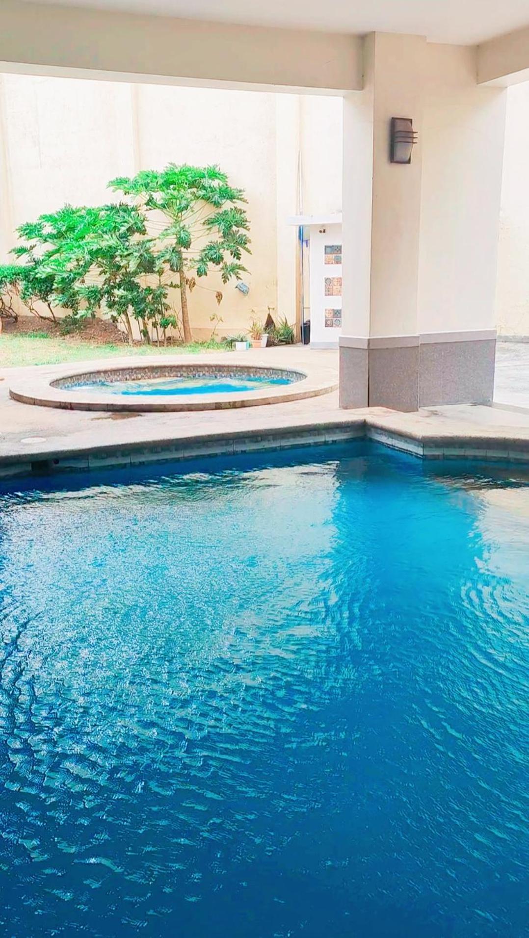 Paranaque City Paradise Realm Condotel מראה חיצוני תמונה