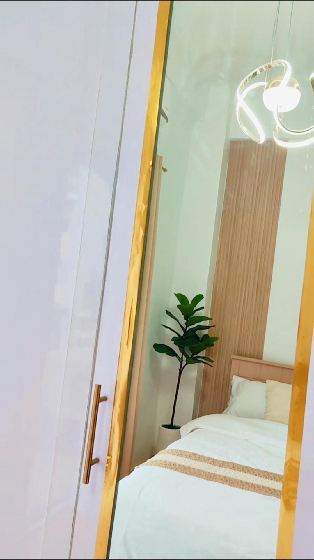 Paranaque City Paradise Realm Condotel מראה חיצוני תמונה