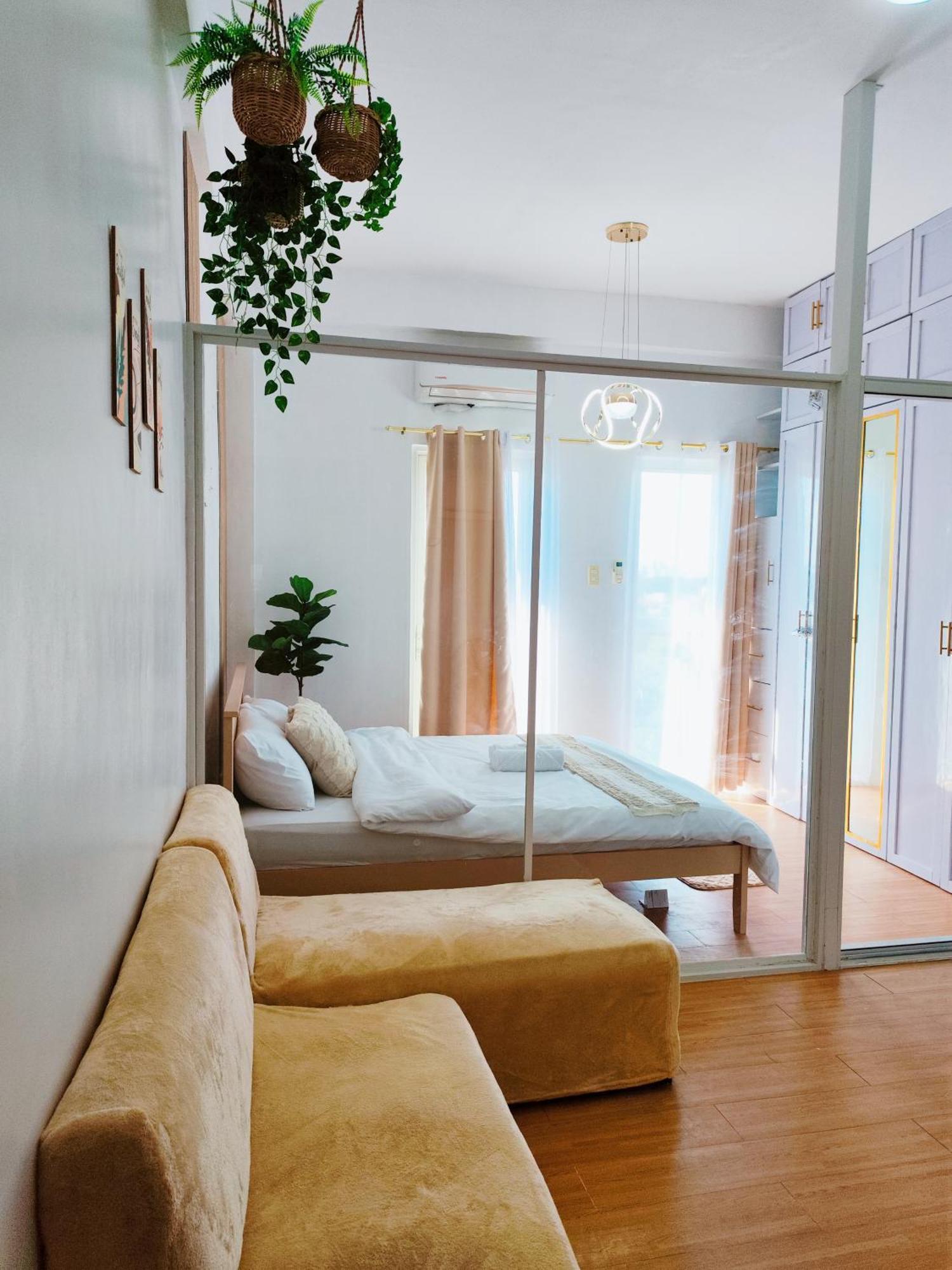 Paranaque City Paradise Realm Condotel מראה חיצוני תמונה